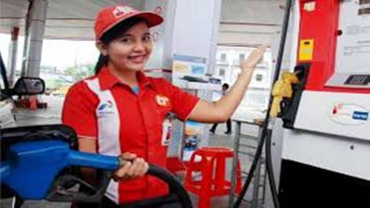 Hari ini, Harga BBM Turun, Premium Jadi Rp 6.450/Liter