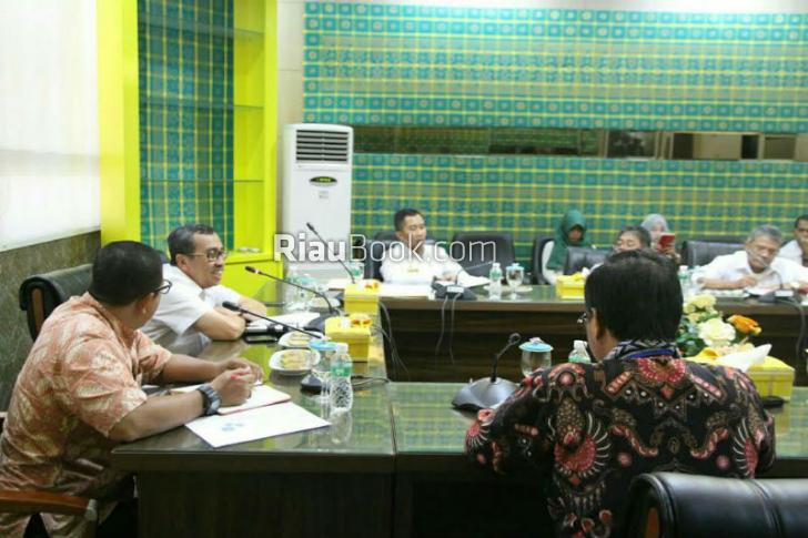 Pertemuan Syamsuar dan LSM, Bahas Siak Jadi Kabupaten Hijau