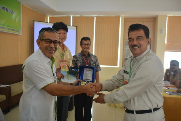 Bupati Kampar Jefry Noer Selalu Terbuka untuk Wartawan