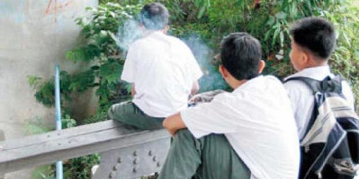 Lima Orang Siswa MAN Dumai Diduga Merokok, Wali Murid Sesalkan Pemberhentian Sepihak