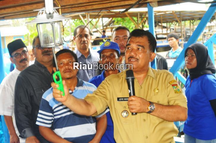 Kiat Jefry Noer, Agar Petani Kampar Kerja Enak Uang Banyak