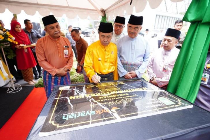 Gubernur dan DMDI Resmikan Masjid BRK-Syariah