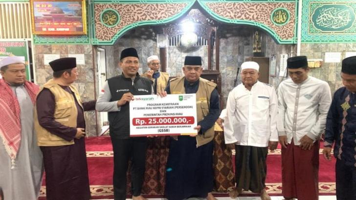 GSSB Ke 172 Bersama Gubernur, BRK Syariah Serahkan Bantuan untuk Mesjid Ubudiyah