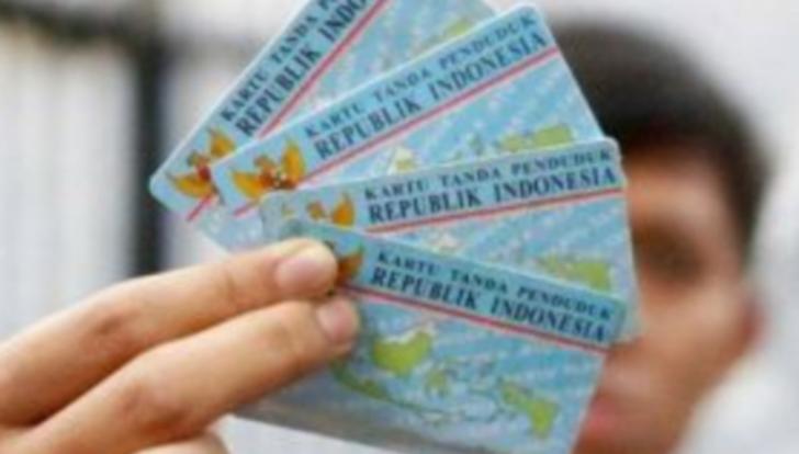 H-1 Pilkada 2024, Disdukcapil Pekanbaru Buka Pelayanan Pembuatan KTP Setengah Hari