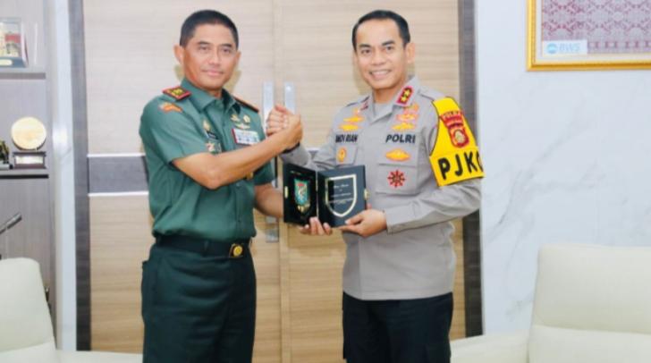 Perkuat Sinergitas, Kapolda Sumsel Irjen Andi Rian Silaturahmi ke Pangdam ll Sriwijaya, Ternyata Seangkatan Alumni Akabri 1991