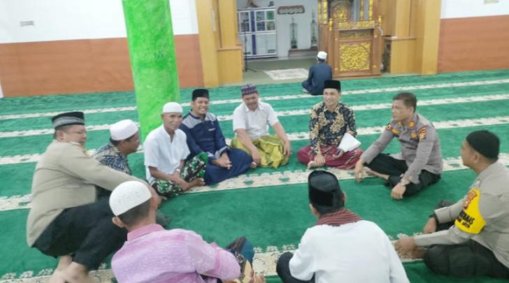 Subuh Berjamaah, Polsek Pangkalan Kerinci Perluas Kemitraan Masyarakat Menghadapi Pemilu