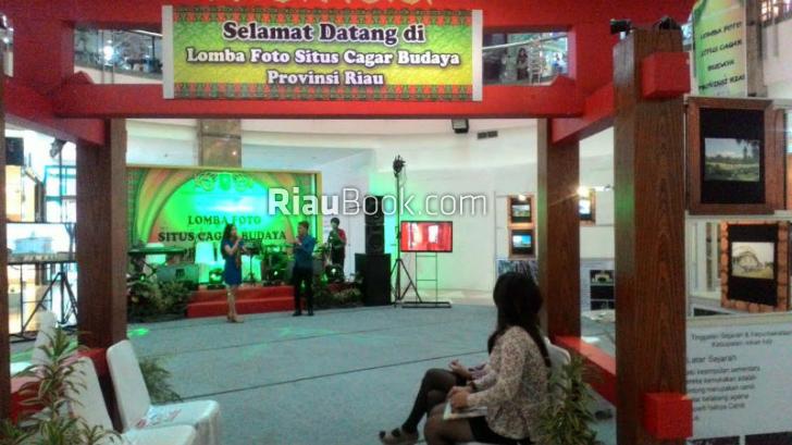Sosialisasikan Ragam Budaya dalam Pameran Photo