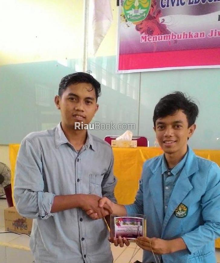 Diantara 59 Tahun Riau Berdiri dan Suku Pedalaman Riau