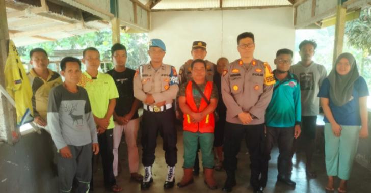 Polsek Bandar Seikijang Bertemu Pekerja Buruh dan Sopir Truk, Bahas Kamtibmas Jelang Pemilu