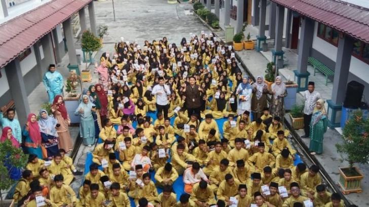 Antusias Ikuti Sosialisasi Program KEJAR, 200 Pelajar SMPN 1 Tebing Tinggi Buka Tabungan Simpel di BRK Syariah