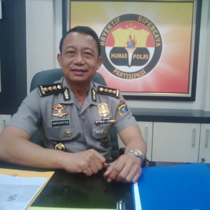 Polda Riau Tarik Mobil Hasil Penggelapan dengan Cara Persuasif dari Suku Anak Dalam
