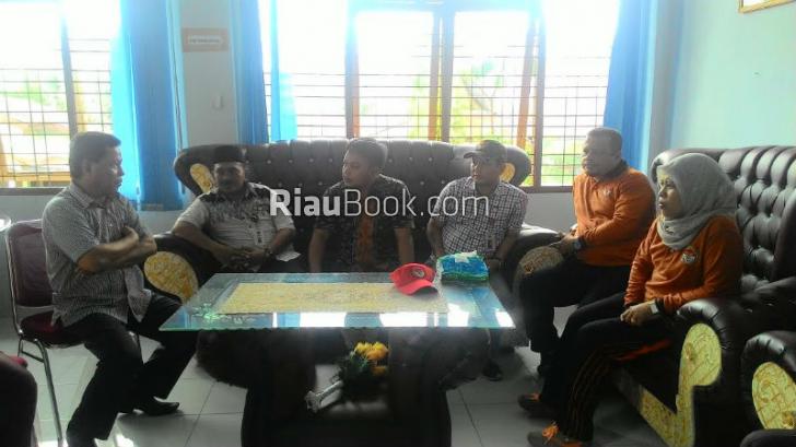 Bawaslu RI Lakukan Jelajah Pengawasan di Kantor Camat XIII Koto Kampar