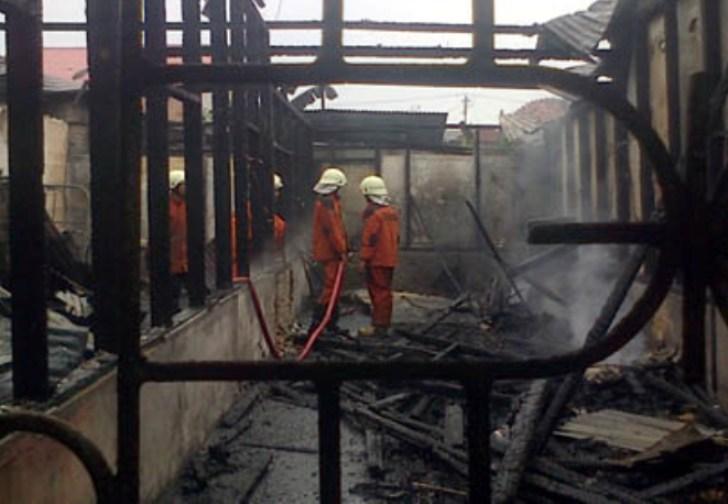 Ledakan Tabung Gas Hanguskan Empat Rumah di Sukajadi