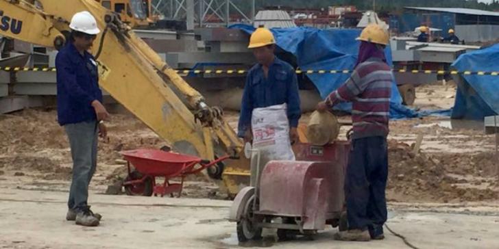 Setelah 14 Dideportasi, Dua TKA Kembali Dipulangkan ke Tiongkok