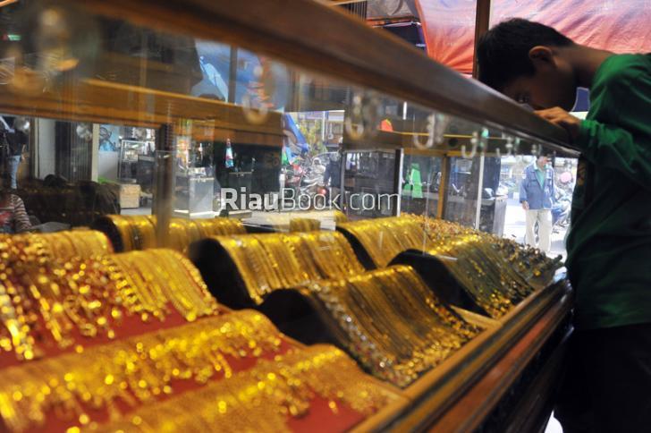 Telah Lama Bertahan, Harga Perhiasan Emas Kualitas 22 Karat Mengalami Penurunan Harga