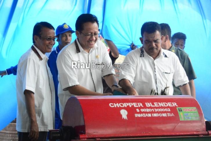 Jefry Noer Sosok Pemimpin Tak Pernah Letih Berbicara dan Bekerja