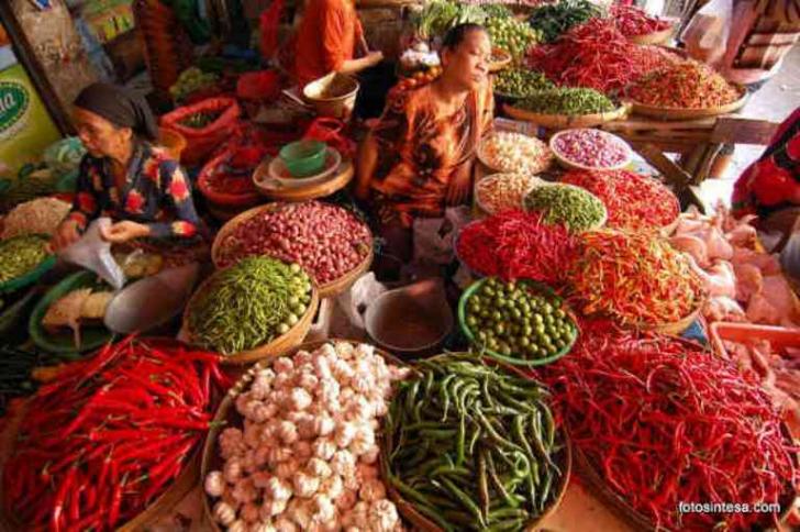 Biasanya Menjerit, Kali ini Jelang Idul Adha Harga Sembako Pekanbaru Malah Turun