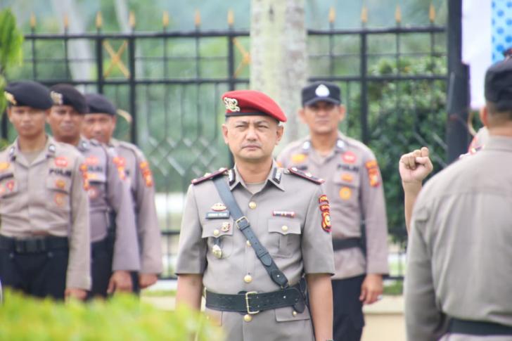 Mutasi di Lingkungan Polres Siak, Sejumlah Kasat dan Kapolsek Mengikuti Upacara Serah Terima Jabatan