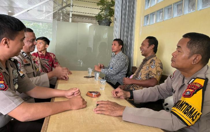 Polisi Sosialisasi Kamtibmas Seputaran Jalan Achmad Yani, Termasuk Karyawan Bank