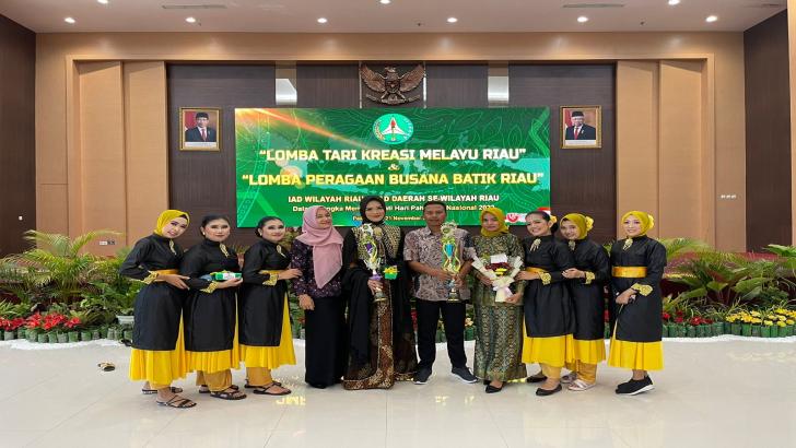 Kejaksaan Dumai juarai lomba peragaan busana batik dan tari kreasi melayu