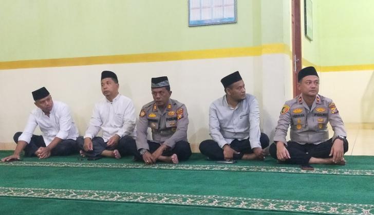 Polsek Kandis Gelar Peringatan Isra' Mi'raj 1447 H, Perkuat Spirit Keimanan dan Kepedulian Sosial Personel Polri