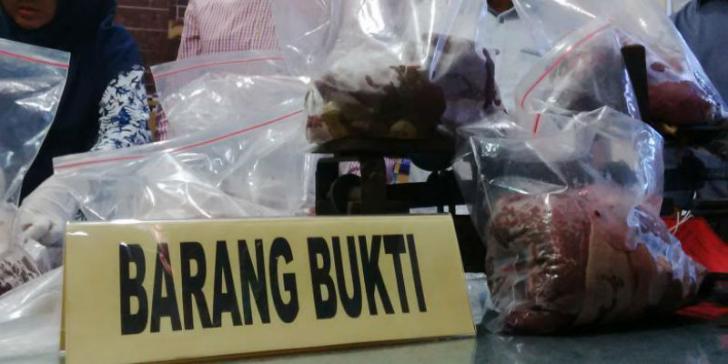 Pedagang Ini Campur Daging Sapi dengan Celeng
