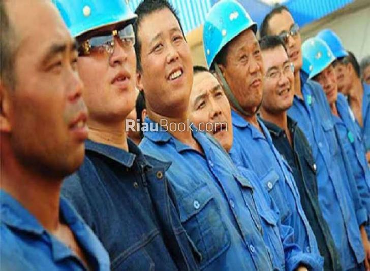 Imigrasi Pekanbaru Deportasi 19 TKA asal Tiongkok