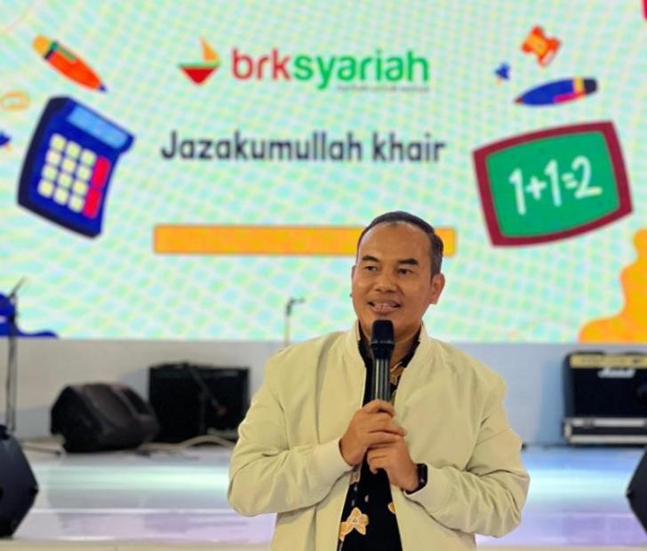 Pelajar MIN Tanjungpinang Antusias Buka Tabungan Simpel BRK Syariah