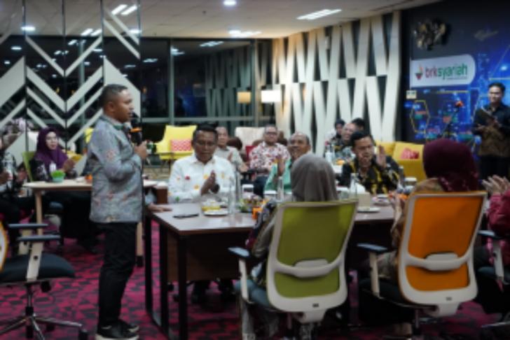 Gubernur Wahid Berambisi Jadikan BRK Syariah Lokomotif Perekonomian