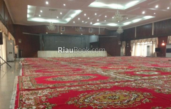 Korban Asap Silahkan Datang ke Rumah Gubernur Riau, Tidur di Karpet