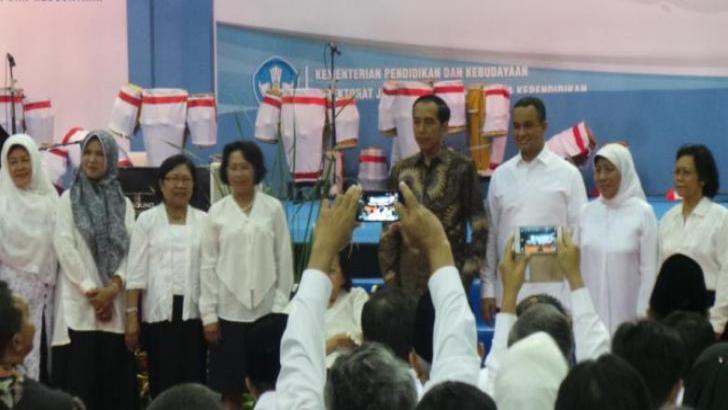 Jokowi Kaget Bertemu Guru Semasa SMA