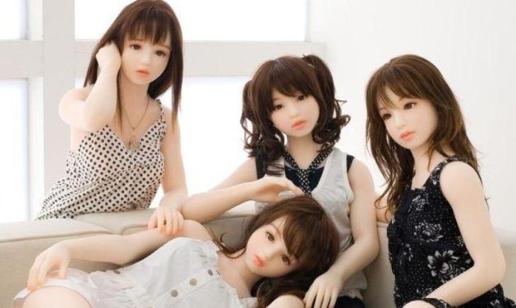 Punya Fantasi Luar Biasa Soal Seks, Ternyata Hanya Sedikit Orang Jepang Yang Menikmatinya