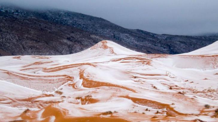 Menakjubkan, Puluhan Kilo Gurun Sahara Tertutup Salju