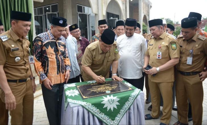 Resmikan Masjid di Garuda Sakti, SF Hariyanto: Pemprov Akan Selesikan