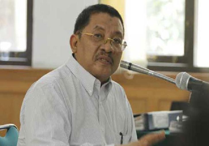 Masuk Pengadilan Lagi, Kali Ini Tengku Azmun Didakwa Didakwa Tilap Uang Miliaran Rupiah