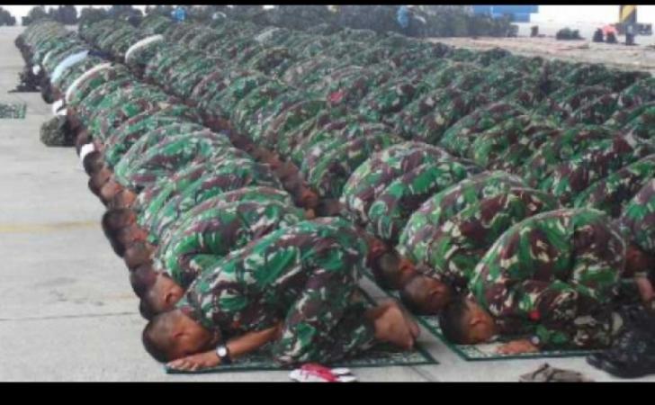 TNI Riau Berharap Hujan Lewat Shalat Istisqa
