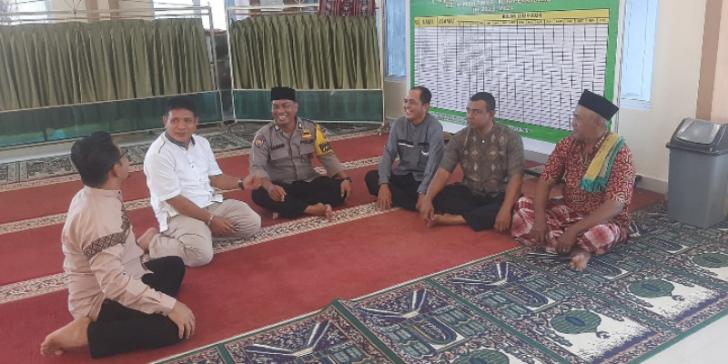 AKP Budi Silaturahmi dengan Masyarakat Lembahsari, Ciptakan Suasana Sejuk dan Damai