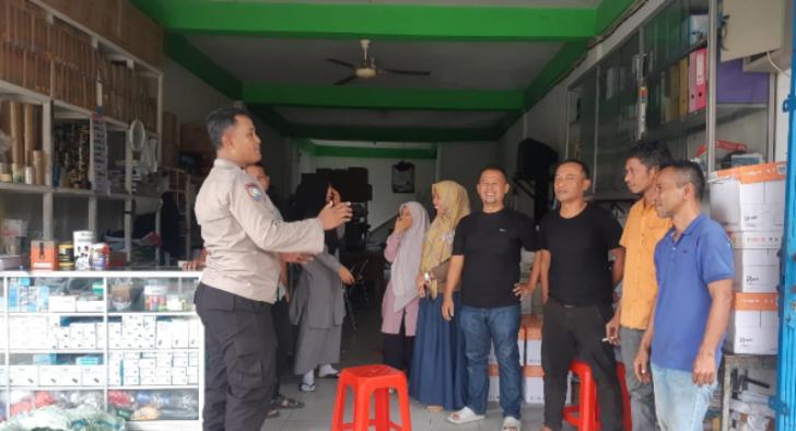Door to Door System, Bhabinkamtibmas Jadirejo Sampaikan Pesan Kamtibmas kepada Masyarakat
