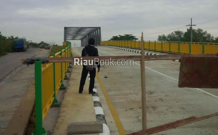 Jembatan Belading Belum Bisa Dilewati Masyarakat