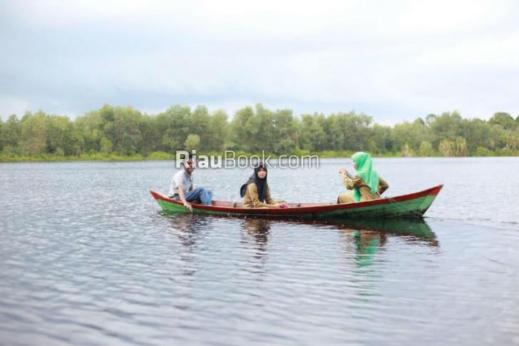 Danau Naga Sakti, Destinasi Wisata Baru di Negeri Istana