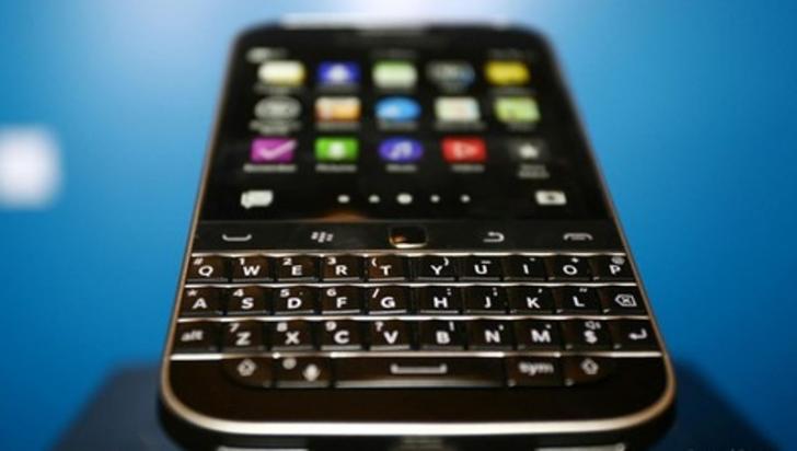 Facebook dan WhatsApp Berangkat, Inikah Akhir Perjalanan Blakcberry?