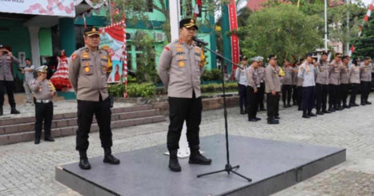 Ratusan Personil Polisi Kawal Pendaftaran Calon Walikota Pekanbaru di KPU
