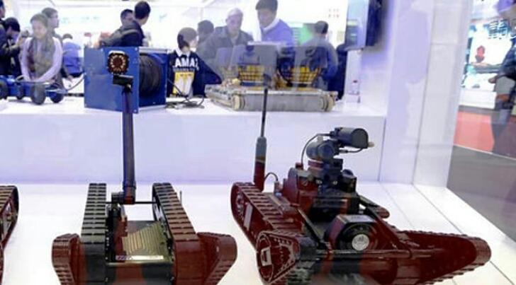 Hadapi Teror Global, Tiongkok Luncurkan Robot Perang