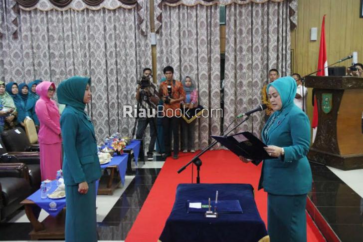 Rezita Meylani Yopi Pimpin TP-PKK dan Dekranasda Inhu