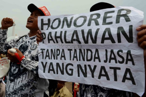 Akademisi Minta Pemko Dumai Mencari Solusi Terhadap Nasib Ribuan Tenaga Honorer