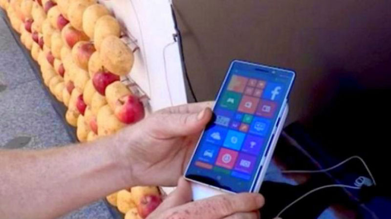 Benarkan Kentang Bisa Mengisi Baterai Handphone?
