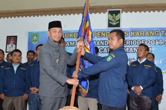 Camat Mandau Kukuhkan Pengurus Karang Taruna