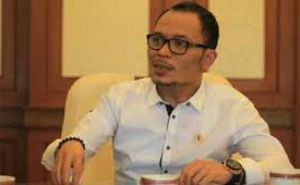 Cegah PHK, Perusahaan Diminta Kurangi Gaji Pegawai Level Atas