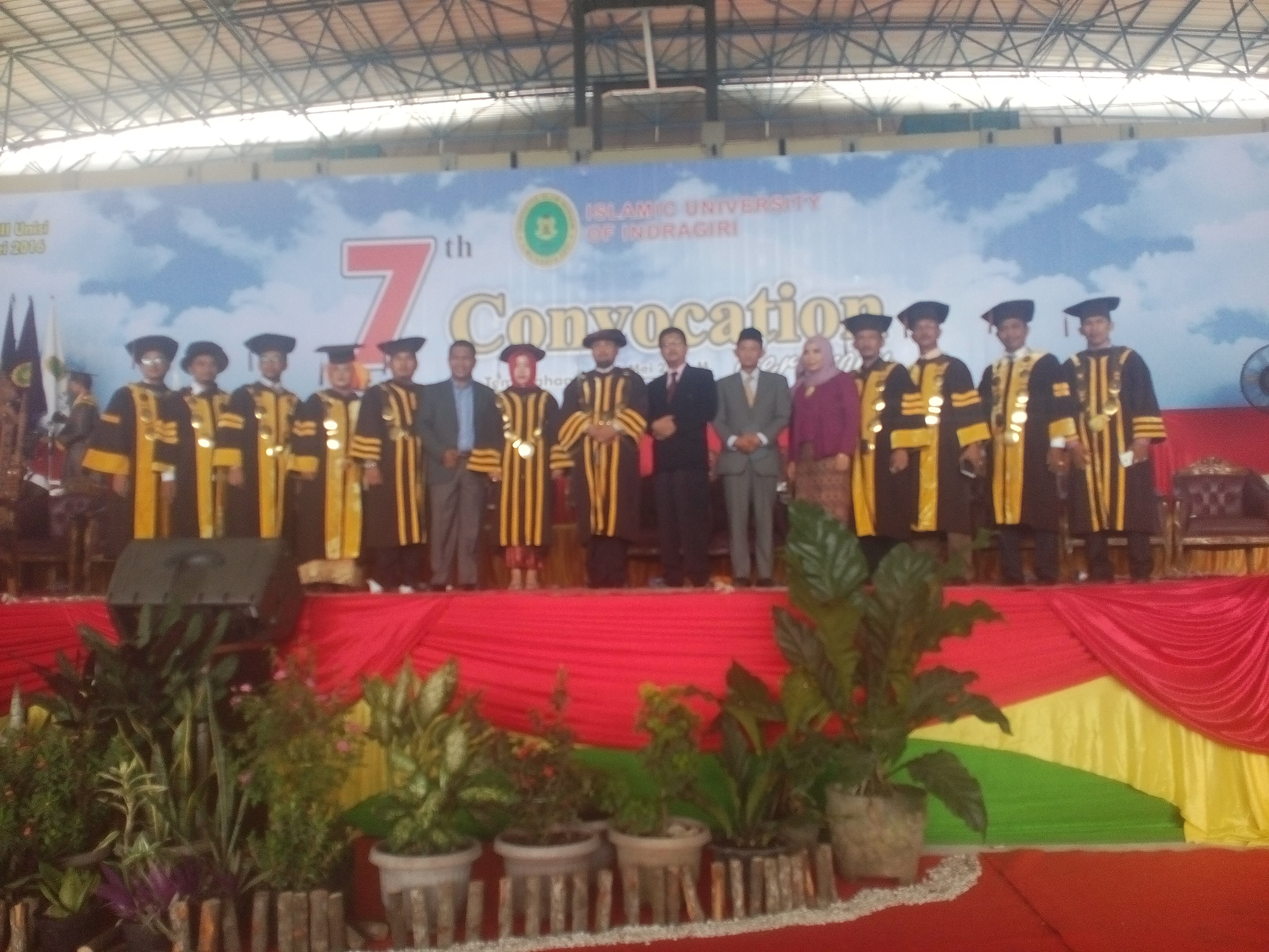 Dihari Jadi ke 8 Unisi Gelar Wisuda yang ke 7 dan Gapai Banyak Capaian