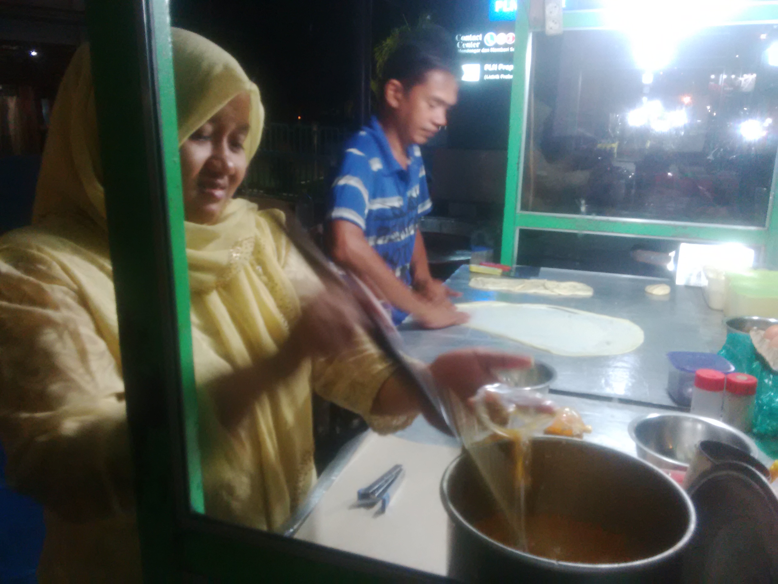 Ekonomi Kurang Bergairah, Omset Pedagang Canai di Dumai Menurun